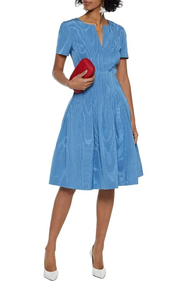 Osmanlı Başlık İçin Altın Lüks İpek Döşeme, Ev Tekstili İç Mekan Kumaşları: Yastık Kılıfları, Kimono Esintili Tasarımlar, Filigran Desenleri.