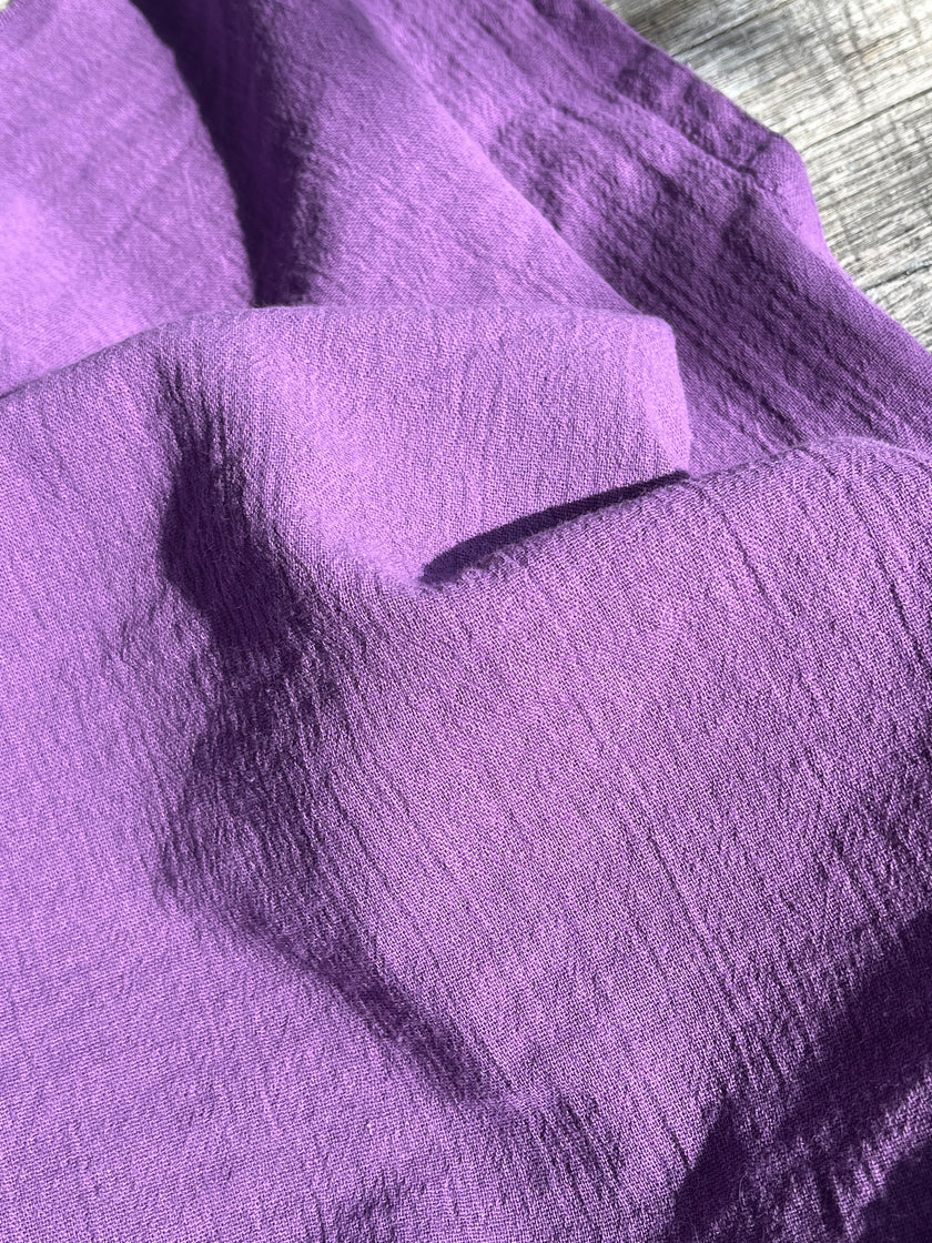 Buruşuk Tül Kumaş, Çok Renkli Seçenekler Mevcut, Sile Kumaş. Sile Kumaş, Bej, Taş Grisi, Şarap Kırmızısı, Deniz Mavisi, Mor, Şarap Kırmızısı.