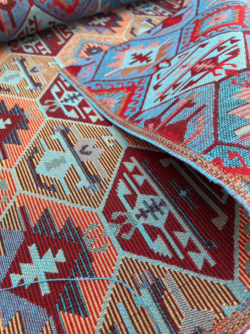 Ağır Gramajlı Kalın Jakarlı Pamuklu Kumaş Metre Başına 400/m2 - Döşemelik Geleneksel Anadolu Etnik Desenli - Döşemelik Kumaşlar. %70 Pamuk %30 Polyester - 140 cm Genişlik. Kilim Dokuma.