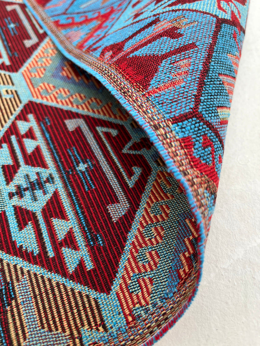 Ağır Gramajlı Kalın Jakarlı Pamuklu Kumaş Metre Başına 400/m2 - Döşemelik Geleneksel Anadolu Etnik Desenli - Döşemelik Kumaşlar. %70 Pamuk %30 Polyester - 140 cm Genişlik. Kilim Dokuma.