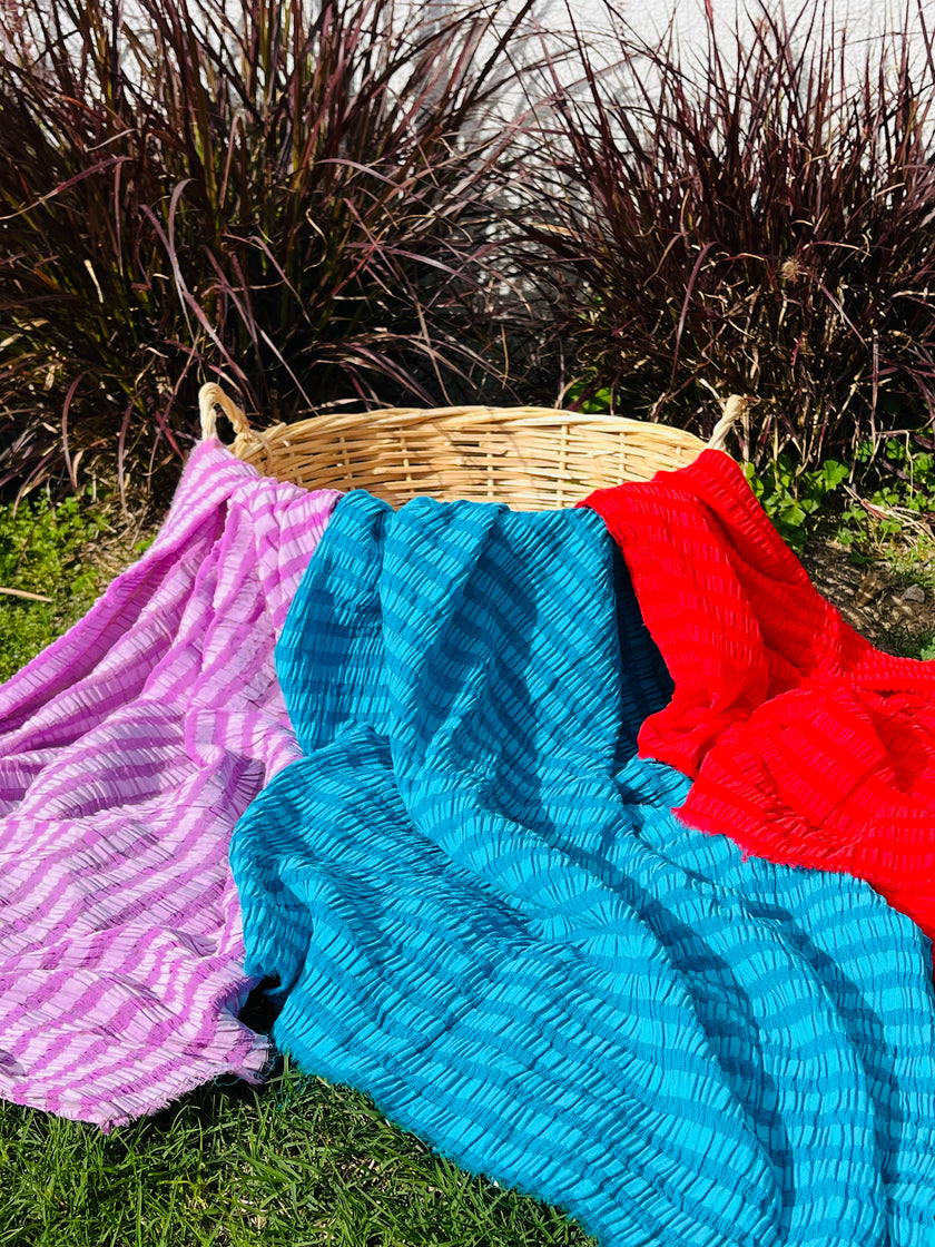 Esnek İpek, Tasarımcı İpek Kumaş, Gingham Desenli İpek, Ekose İpek, Buruşuk İpek, Seersucker İpek.