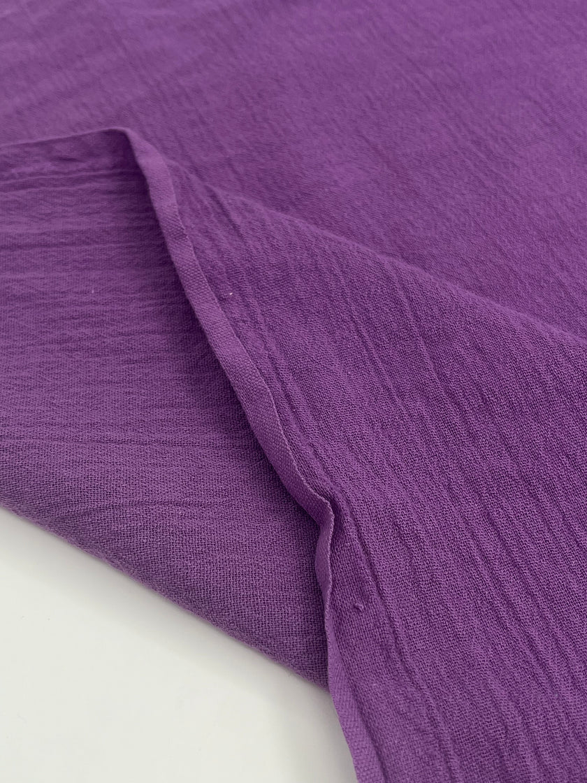 Buruşuk Tül Kumaş, Çok Renkli Seçenekler Mevcut, Sile Kumaş. Sile Kumaş, Bej, Taş Grisi, Şarap Kırmızısı, Deniz Mavisi, Mor, Şarap Kırmızısı.