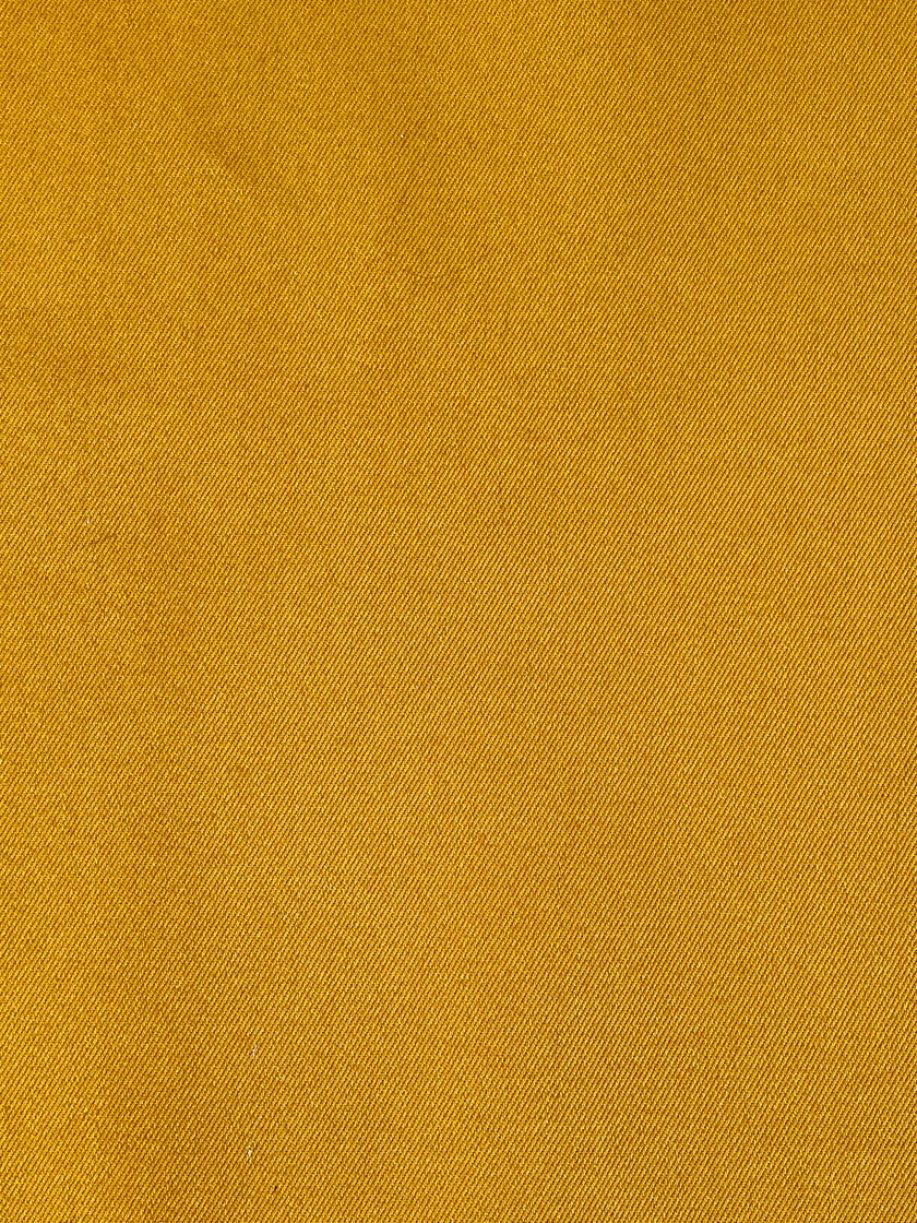 Tissu en coton épais adouci jaune moutarde par cour 400/m2 - Rembourrage de style français - Tissus d'ameublement naturels. %100 Coton - 150 cm de largeur. Gabardine de coton.