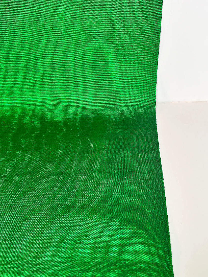 İpek Kumaş, Metreyle İpek. Filigran Desen, Şantung İpeği, Geniş Moiré İpek Kumaş, Geniş Kalın İpek Kurdele, İpek Döşemelik Kumaş.