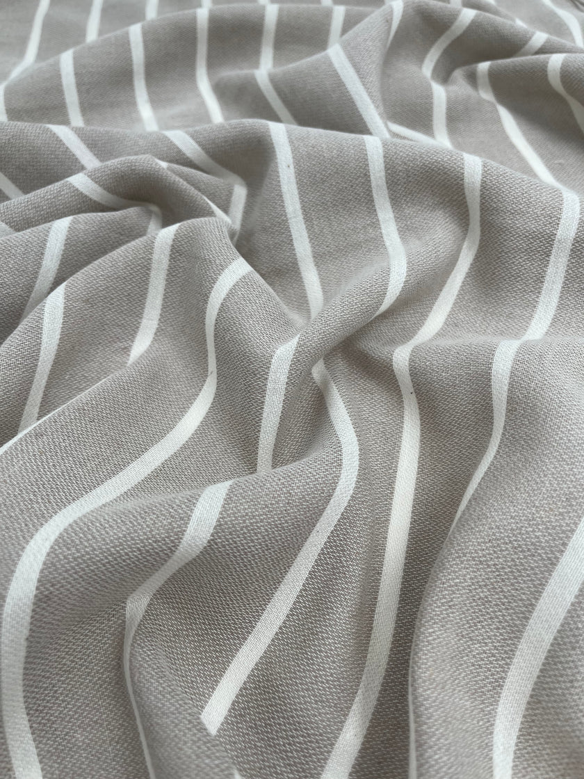Gri-Beyaz Çizgili Keten Organik Pamuk Karışımlı Kumaş Metre Fiyatı, Çizgili Kumaş, Genişlik 110 cm, El Dokuma.