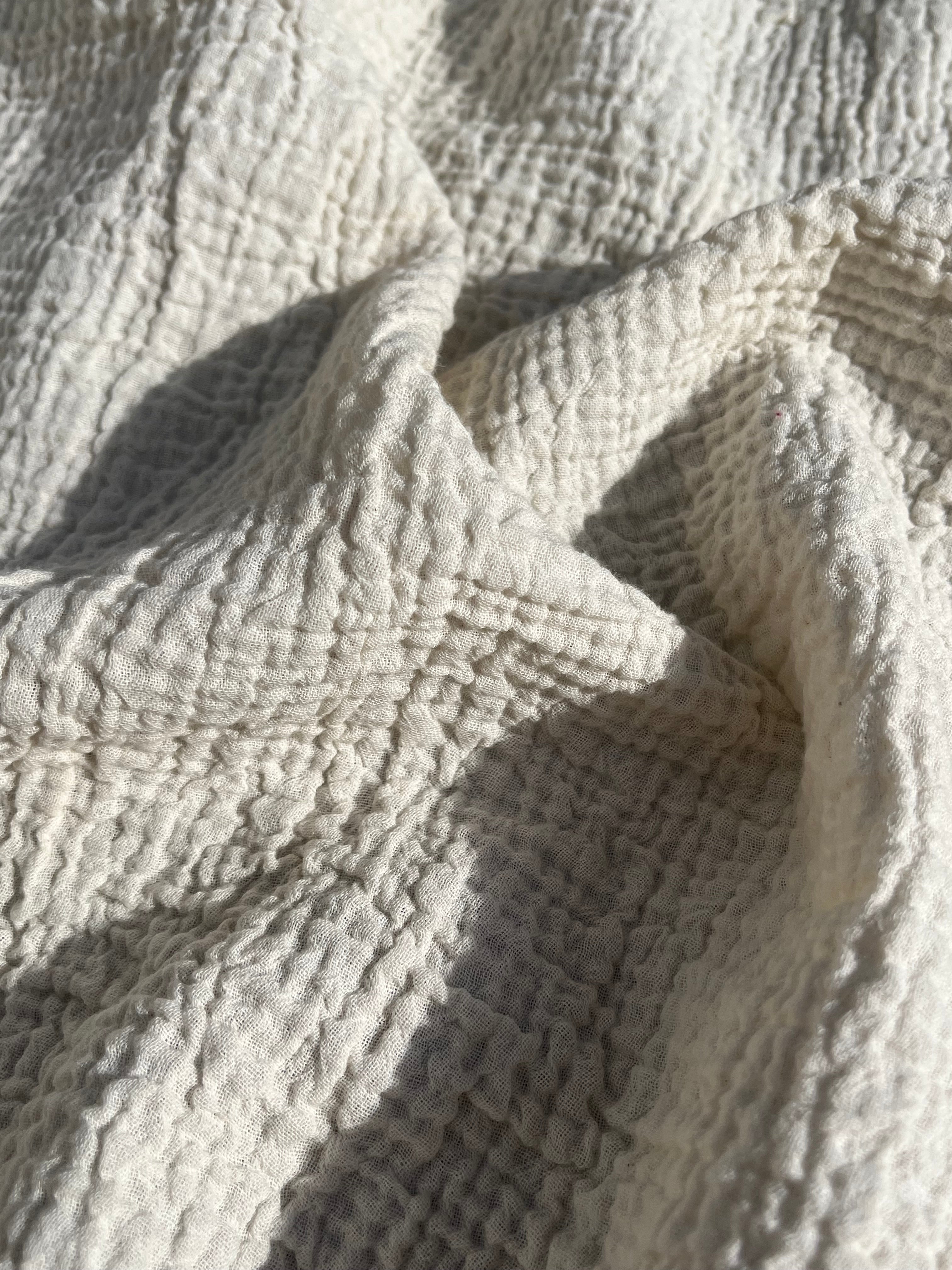 Tissu en mousseline extra froissé et doux par cour - Tissu en mousseline biologique - Mousseline de coton pour bébé - Tissu de gaze 2 couches au mètre, 150 CM DE LARGEUR. Couverture nouveau-né.