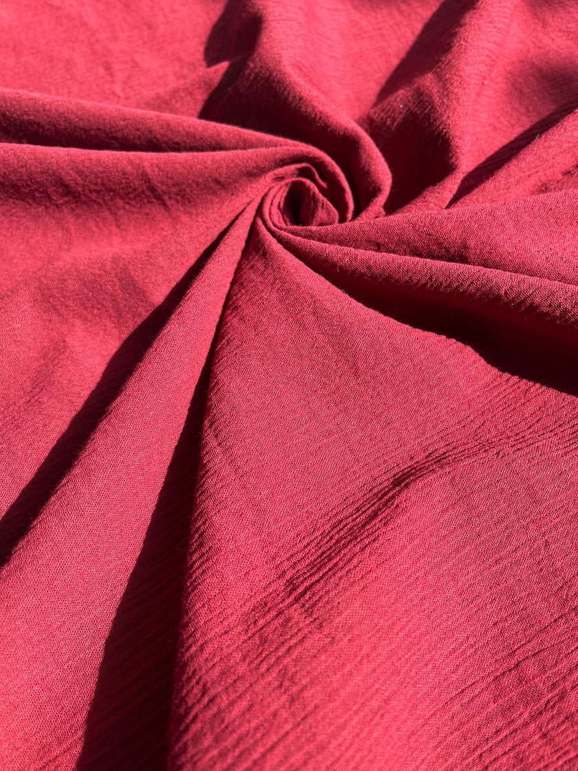 Buruşuk Tül Kumaş, Çok Renkli Seçenekler Mevcut, Sile Kumaş. Sile Kumaş, Bej, Taş Grisi, Şarap Kırmızısı, Deniz Mavisi, Mor, Şarap Kırmızısı.