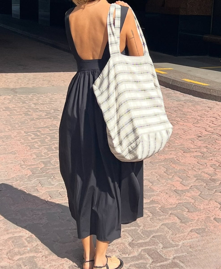 Siyah Çizgili Gazlı Pamuklu Doğal Kumaş.