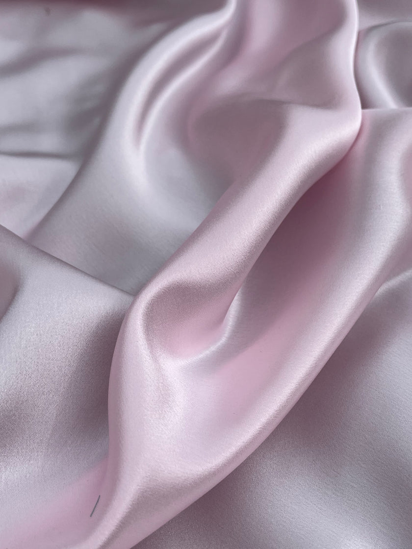 Rose Mary İpek Metre İpek, İpek Şifon, Dut İpeği, İpek Metraj, Ağır İpek, Lüks İpek Kumaş. 23mm/ 135 cm genişlik.