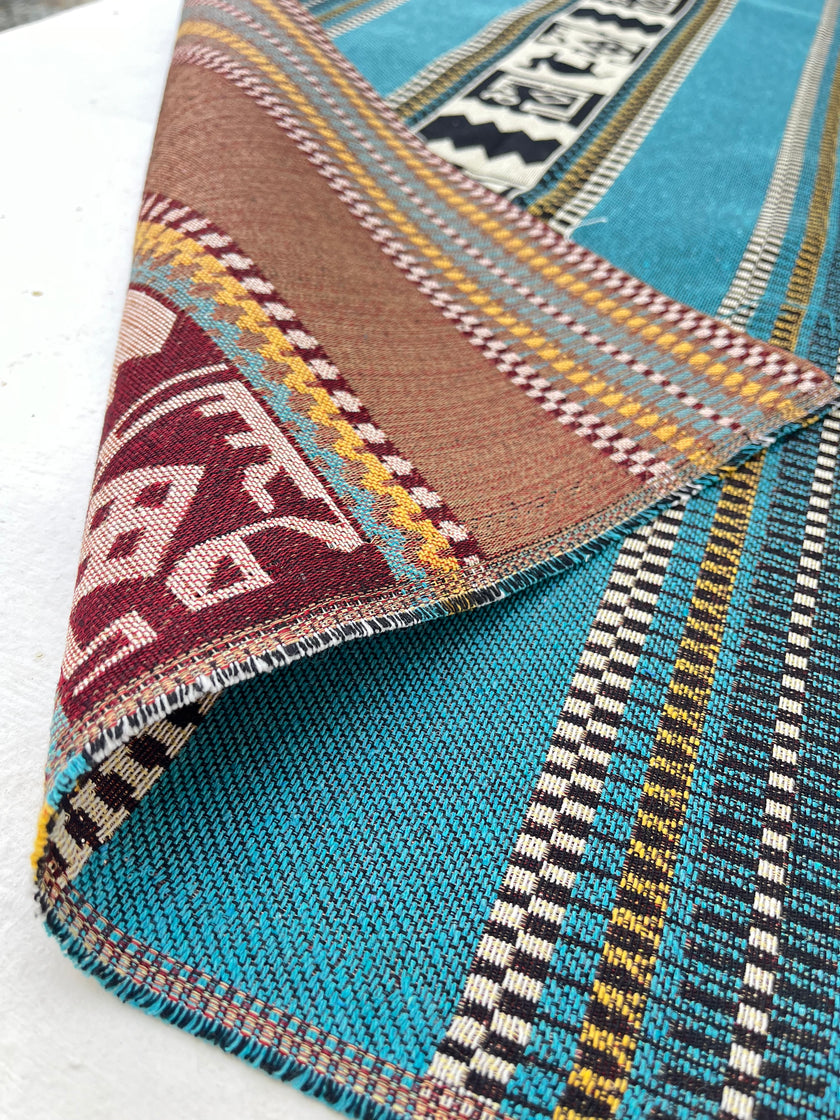 Ağır Ağırlık Kalın Jakarlı Pamuklu Kumaş Metre 400/m2 - Döşemelik Geleneksel Anadolu Etnik Desenli - Döşemelik Kumaşlar. %70 Pamuk %30 Polyester - 140 cm Genişlik. Halı Dokuma Mavi, Kırmızı, Sarı, Siyah Çok Renkli Seçenekler