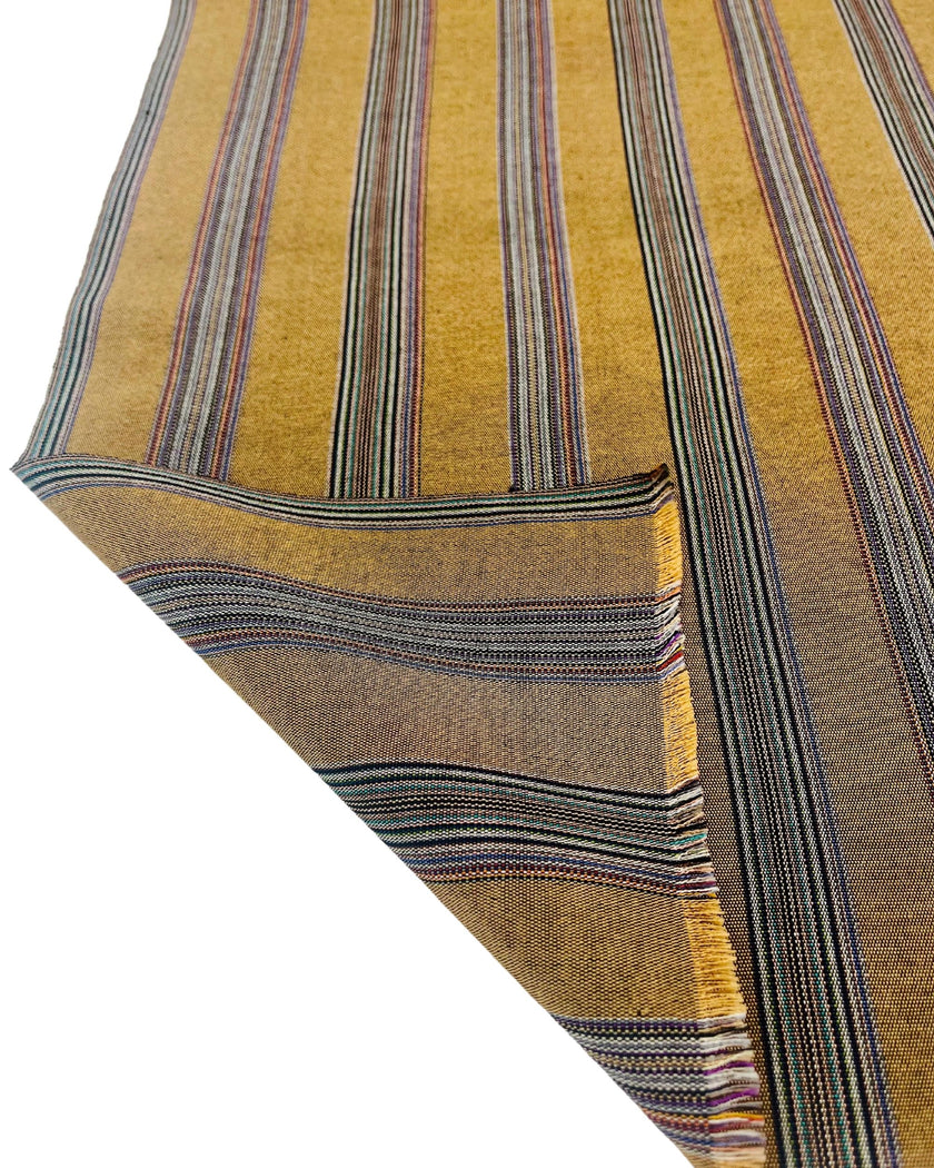 Osmanlı Başlık İçin Altın Çizgili Lüks İpek Döşeme, Ev Tekstili İç Mekan Kumaşları: Yastık Kılıfları, Kimono Esintili Tasarımlar, Filigran Desenleri.