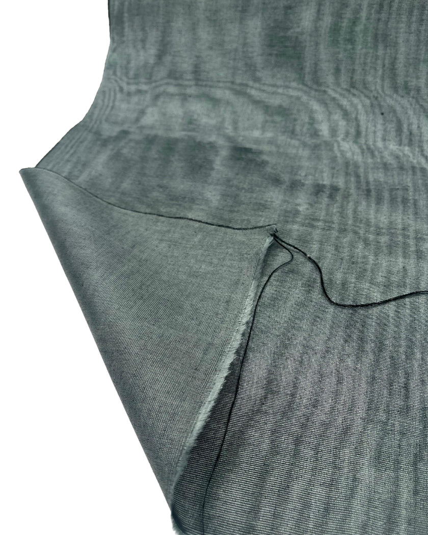 Rembourrage luxueux en soie vert sauge pour tête de lit ottoman, tissus d'intérieur pour textiles de maison : housses d'oreiller, motifs inspirés du kimono, motifs en filigrane.