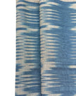 Rembourrage luxueux en soie à rayures Ikat bleues pour tête de lit ottoman, tissus d'intérieur pour textiles de maison : housses d'oreiller, motifs inspirés du kimono, motifs en filigrane.