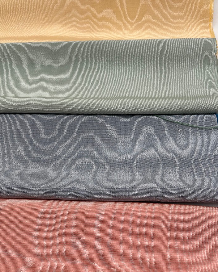 Osmanlı Başlıklı Pastel Yeşil Lüks İpek Döşeme, Ev Tekstili İç Mekan Kumaşları: Yastık Kılıfları, Kimono Esintili Tasarımlar, Filigran Desenleri.