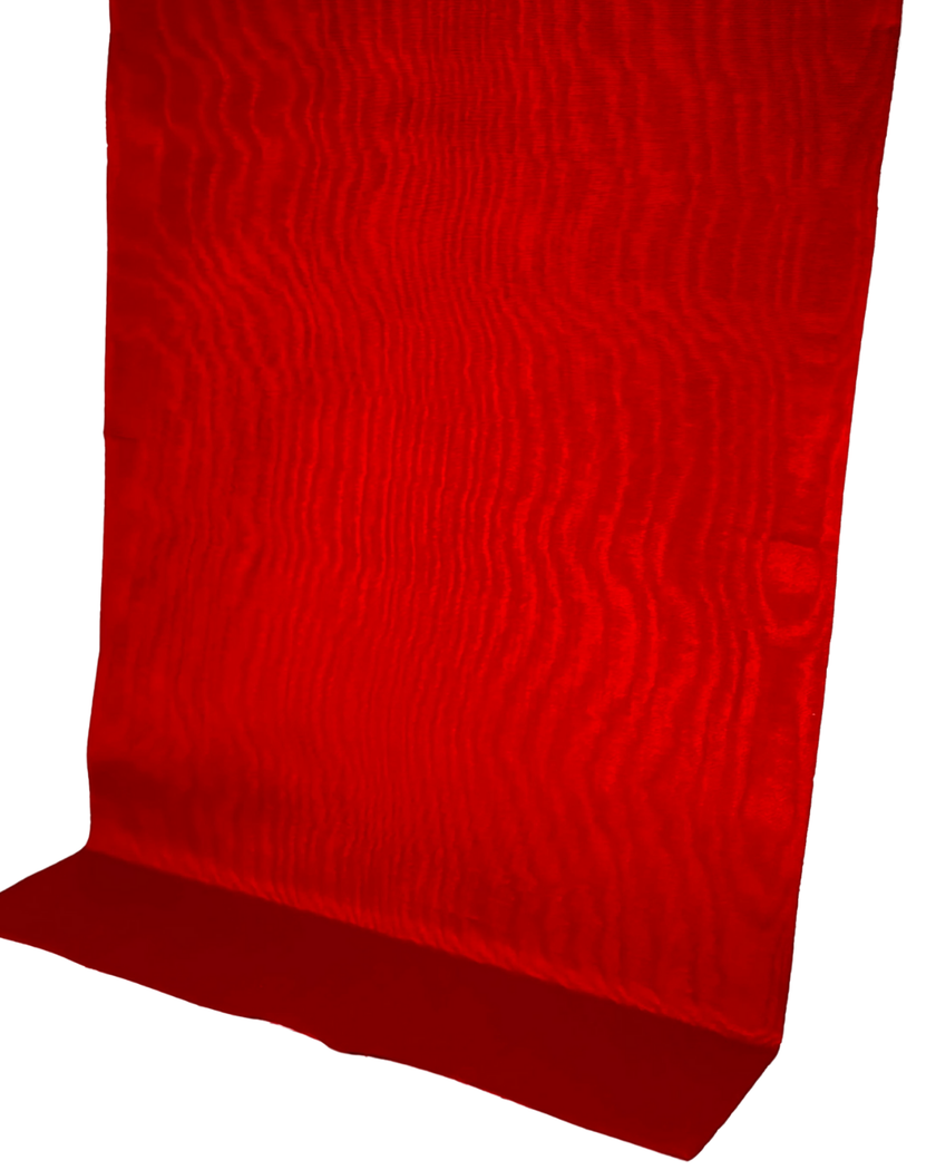 Osmanlı Başlık İçin Kırmızı Lüks İpek Döşeme, Ev Tekstili İç Mekan Kumaşları: Yastık Kılıfları, Kimono Esintili Tasarımlar, Filigran Desenleri.