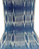 Rembourrage luxueux en soie à rayures Ikat bleues pour tête de lit ottoman, tissus d'intérieur pour textiles de maison : housses d'oreiller, motifs inspirés du kimono, motifs en filigrane.