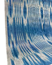 Rembourrage luxueux en soie à rayures Ikat bleues pour tête de lit ottoman, tissus d'intérieur pour textiles de maison : housses d'oreiller, motifs inspirés du kimono, motifs en filigrane.