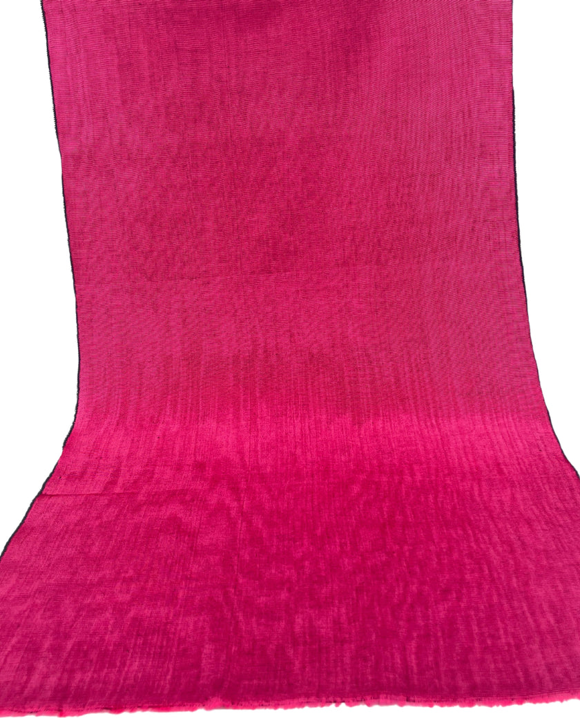 Rembourrage luxueux en soie rose pour tête de lit ottoman, tissus d'intérieur pour textiles de maison : housses d'oreiller, motifs inspirés du kimono, motifs en filigrane.