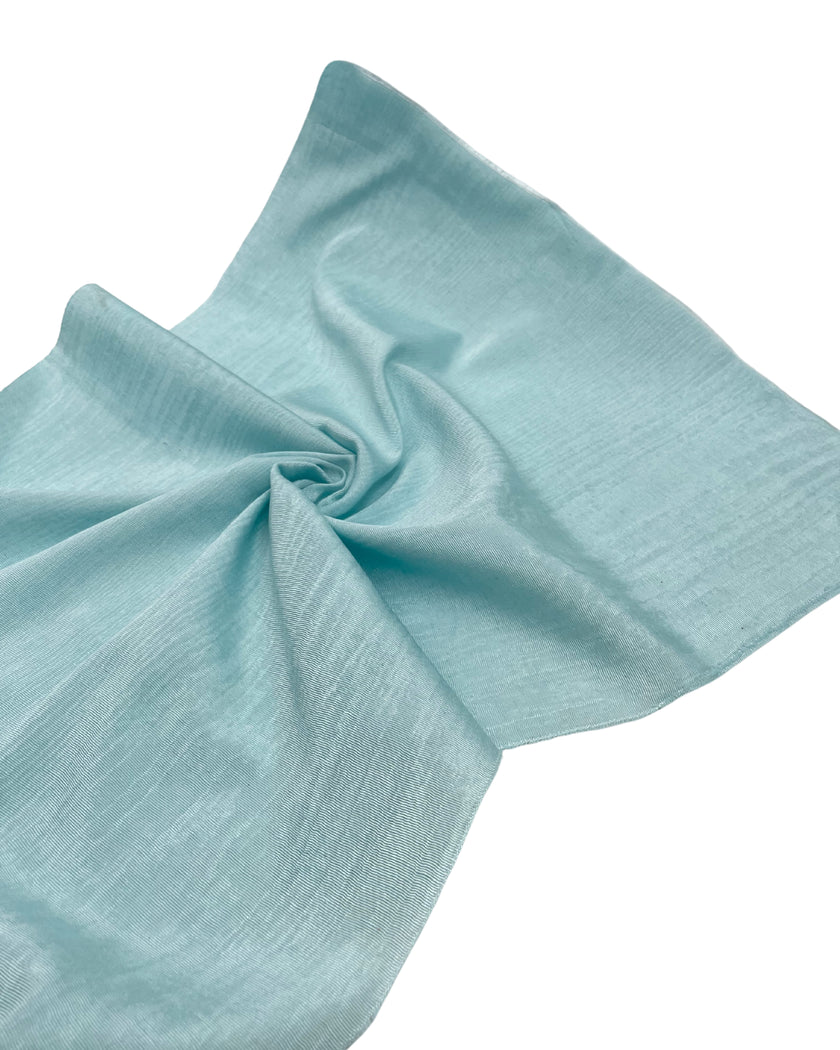 Osmanlı Başlık İçin Açık Mavi Lüks İpek Döşeme, Ev Tekstili İç Mekan Kumaşları: Yastık Kılıfları, Kimono Esintili Tasarımlar, Filigran Desenleri.