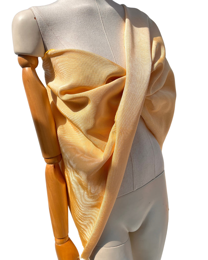 Osmanlı Başlık İçin Sarı Lüks İpek Döşeme, Ev Tekstili İç Mekan Kumaşları: Yastık Kılıfları, Kimono Esintili Tasarımlar, Filigran Desenleri.