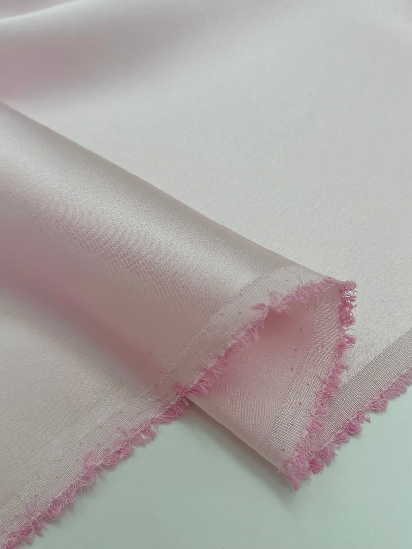 Rose Mary İpek Metre İpek, İpek Şifon, Dut İpeği, İpek Metraj, Ağır İpek, Lüks İpek Kumaş. 23mm/ 135 cm genişlik.