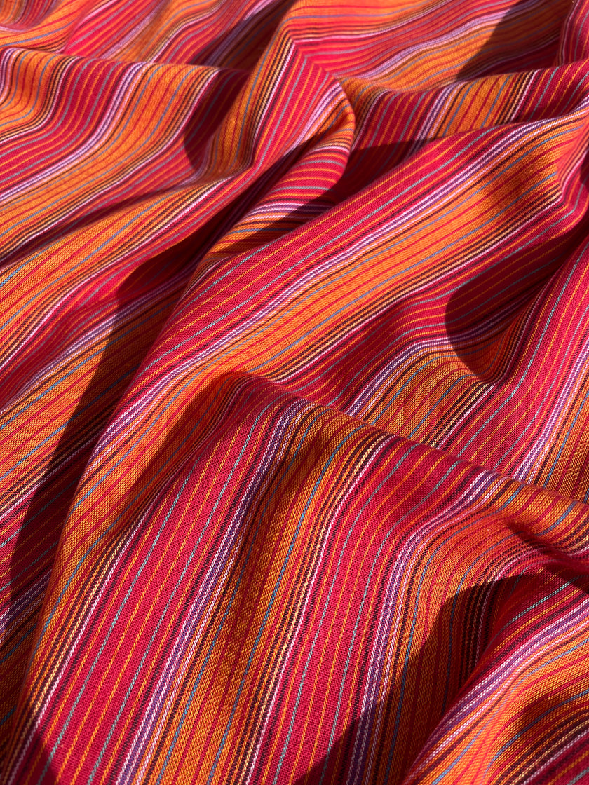 Metreyle Organik Pamuklu Kumaş, Çizgili İplik Boyalı Kumaş, Geniş En. Pembe Kırmızı Çok Renkli Seçenekler.