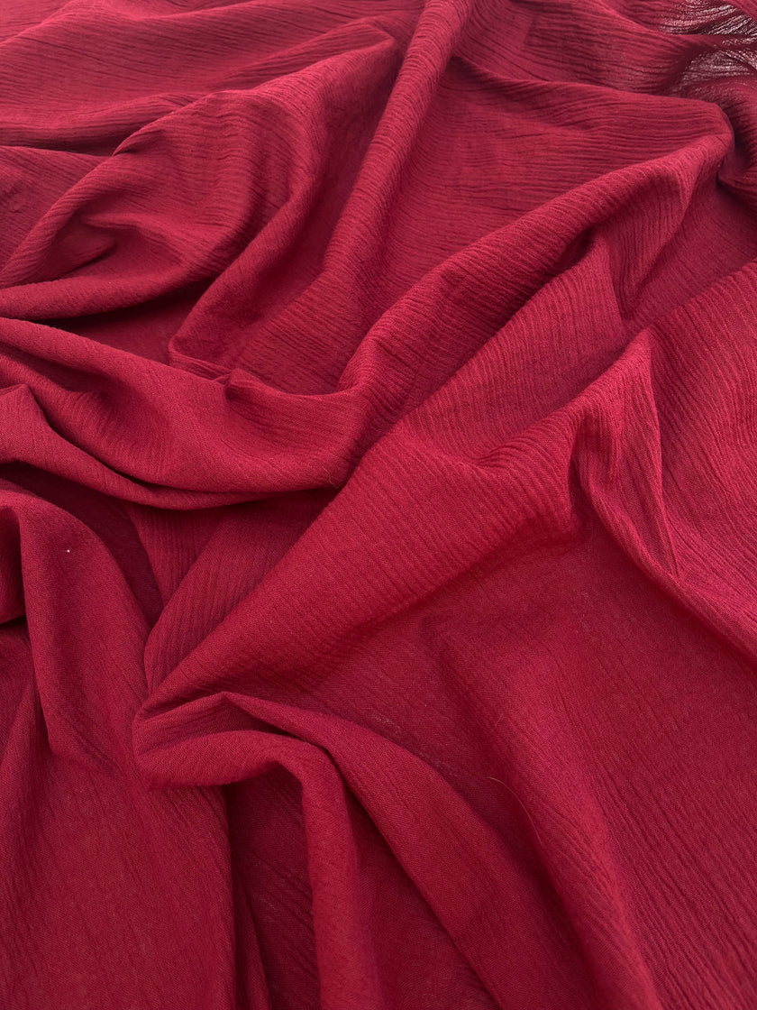 Buruşuk Tül Kumaş, Çok Renkli Seçenekler Mevcut, Sile Kumaş. Sile Kumaş, Bej, Taş Grisi, Şarap Kırmızısı, Deniz Mavisi, Mor, Şarap Kırmızısı.