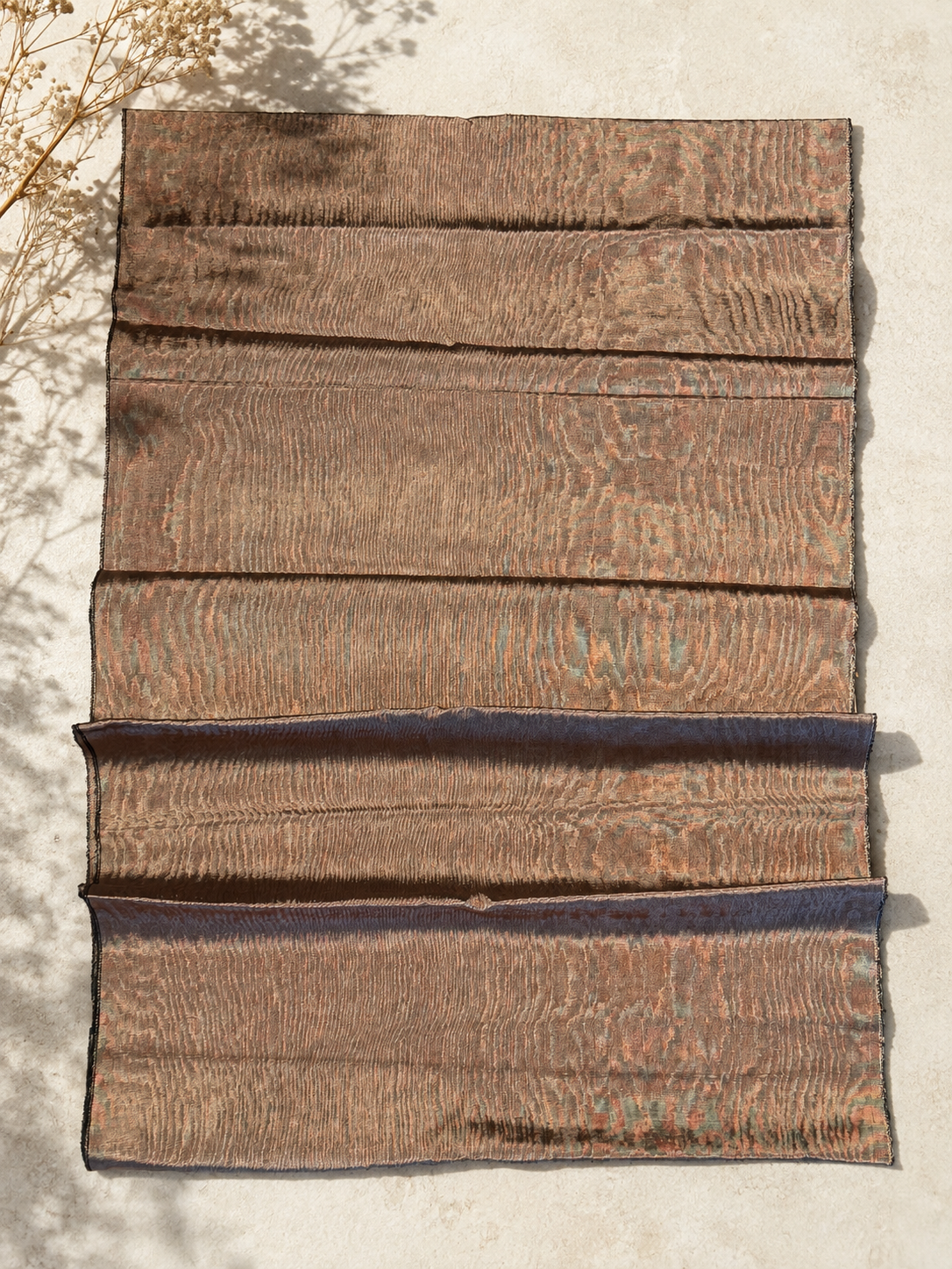 Osmanlı Başlık İçin Kahverengi Lüks İpek Döşeme, Ev Tekstili İç Mekan Kumaşları: Yastık Kılıfları, Kimono Esintili Tasarımlar, Filigran Desenleri.