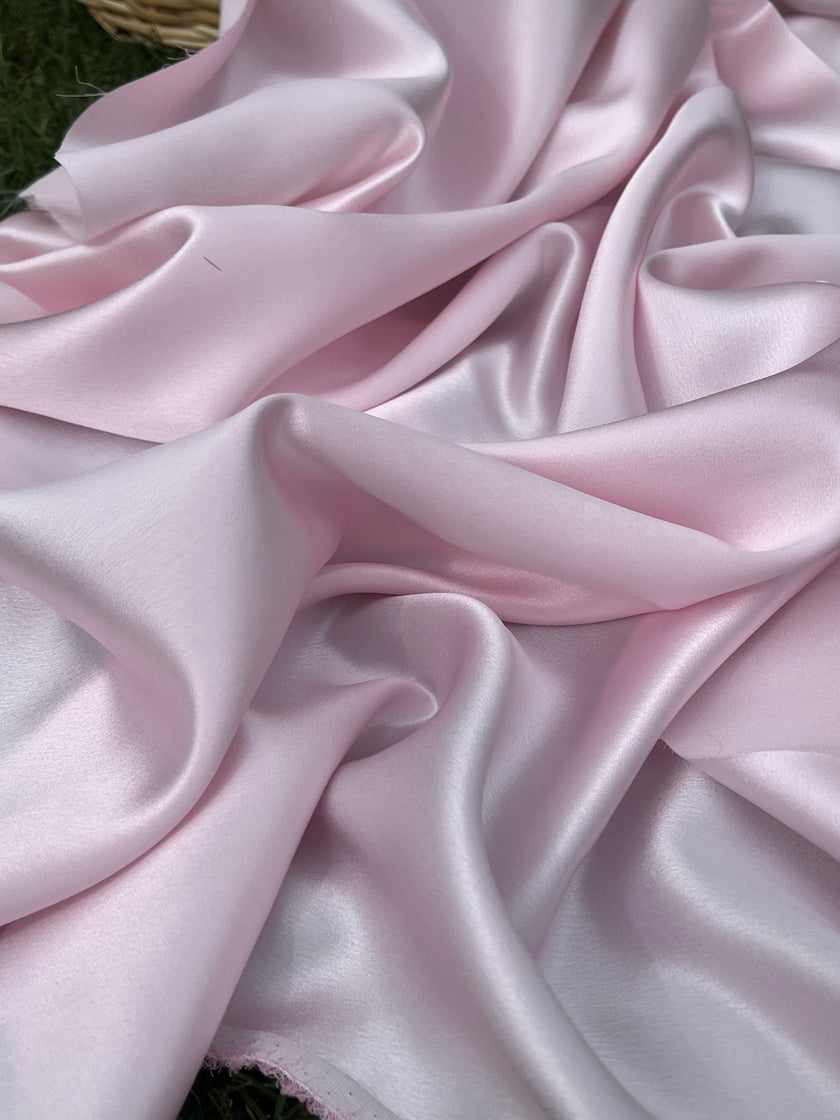 Rose Mary İpek Metre İpek, İpek Şifon, Dut İpeği, İpek Metraj, Ağır İpek, Lüks İpek Kumaş. 23mm/ 135 cm genişlik.