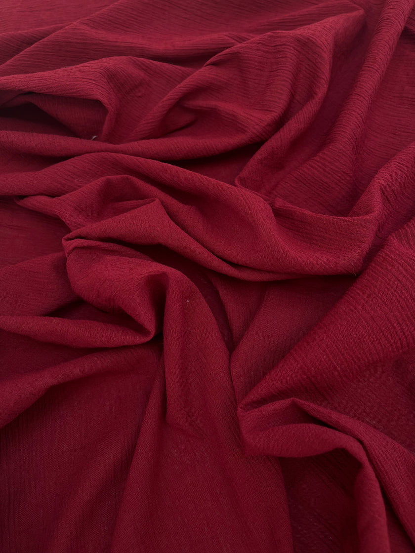 Buruşuk Tül Kumaş, Çok Renkli Seçenekler Mevcut, Sile Kumaş. Sile Kumaş, Bej, Taş Grisi, Şarap Kırmızısı, Deniz Mavisi, Mor, Şarap Kırmızısı.