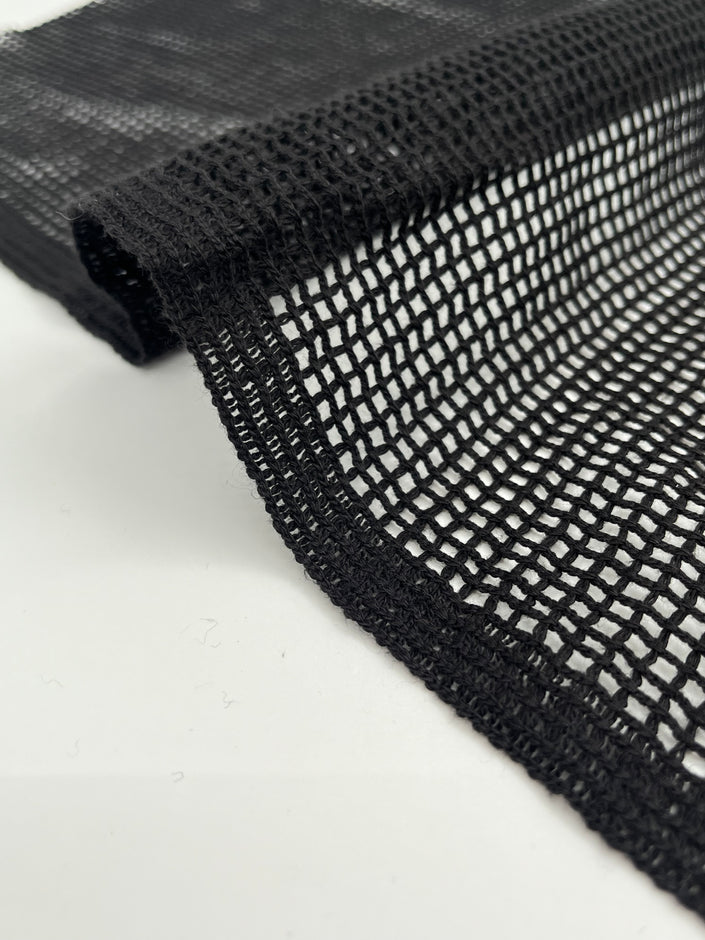 Tissu biologique doux en coton maillé, blanc écru - options de couleur noire disponibles, tissu en maille fluide transparent et doux.