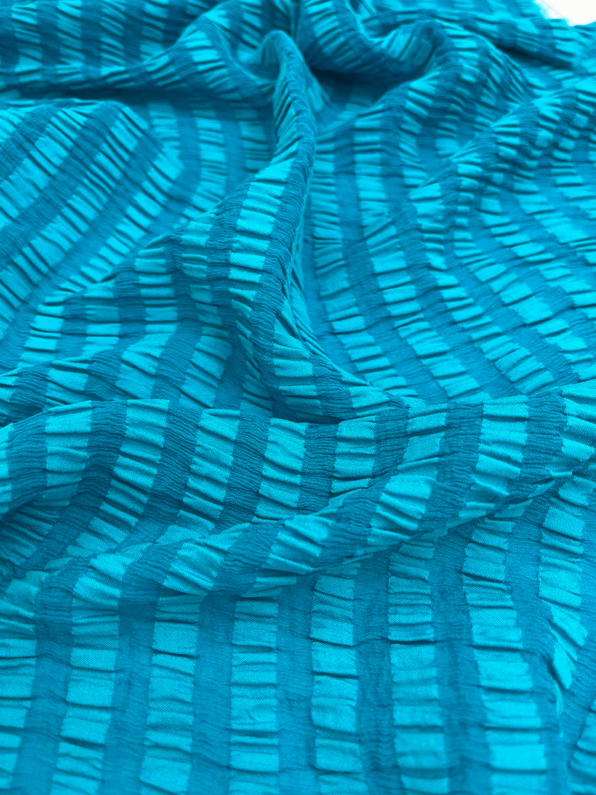 Esnek İpek, Tasarımcı İpek Kumaş, Gingham Desenli İpek, Ekose İpek, Buruşuk İpek, Seersucker İpek.