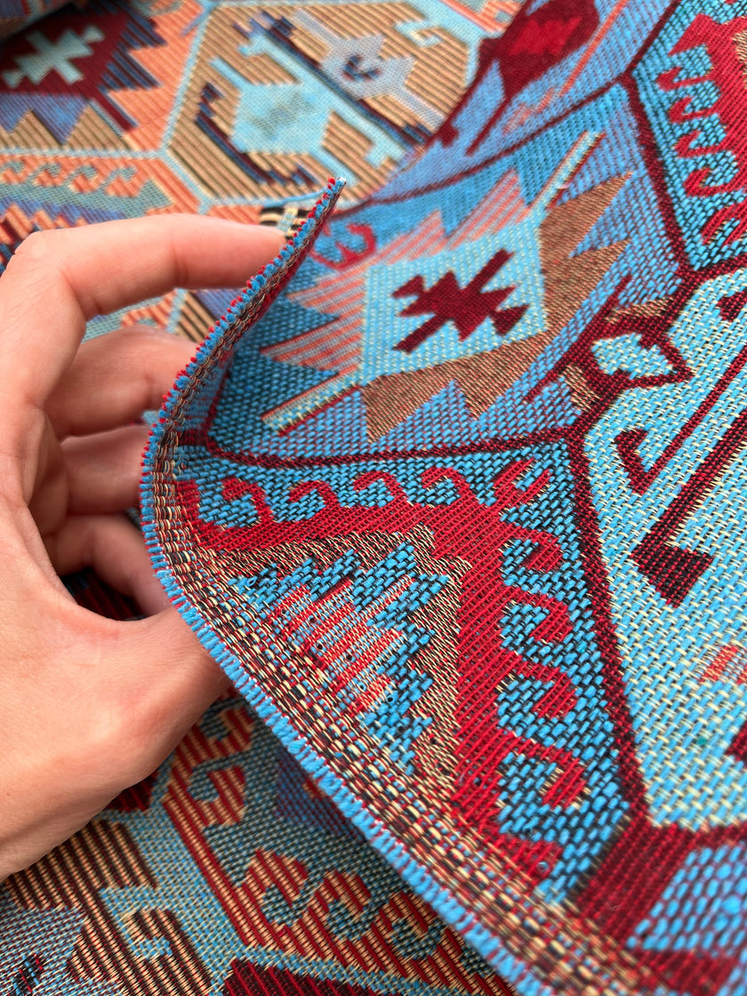 Ağır Gramajlı Kalın Jakarlı Pamuklu Kumaş Metre Başına 400/m2 - Döşemelik Geleneksel Anadolu Etnik Desenli - Döşemelik Kumaşlar. %70 Pamuk %30 Polyester - 140 cm Genişlik. Kilim Dokuma.