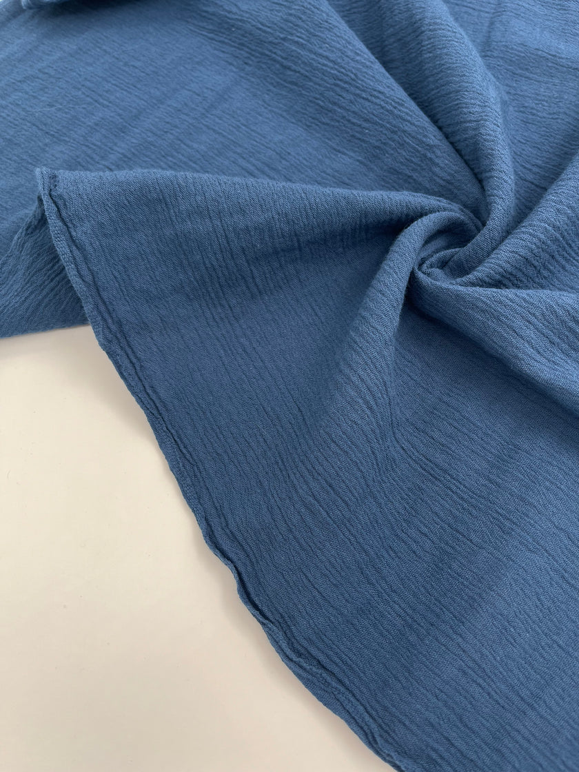 Buruşuk Tül Kumaş, Çok Renkli Seçenekler Mevcut, Sile Kumaş. Sile Kumaş, Bej, Taş Grisi, Şarap Kırmızısı, Deniz Mavisi, Mor, Şarap Kırmızısı.