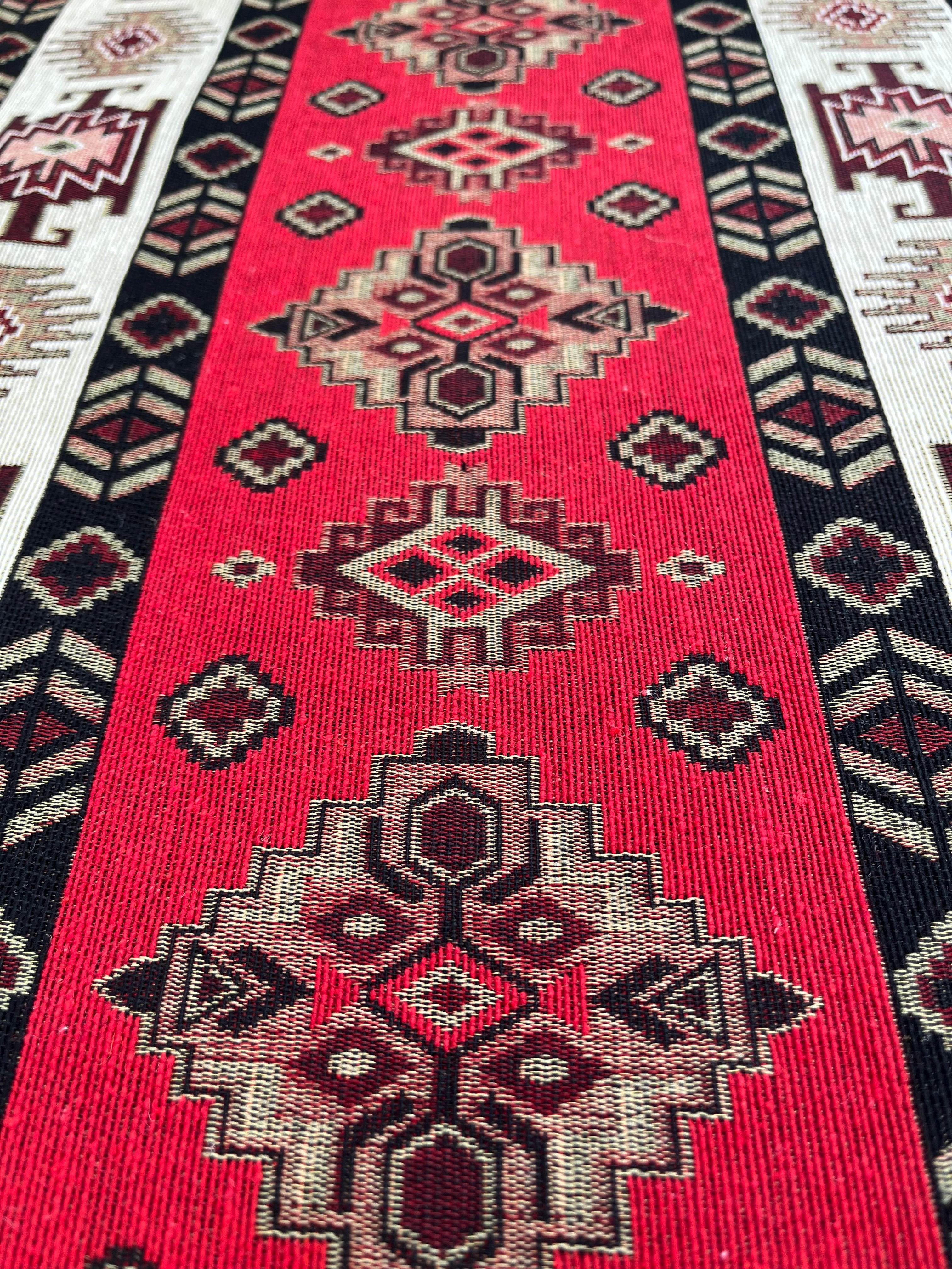 Ağır Gramajlı Kalın Jakarlı Pamuklu Kumaş Metre Başına 400/m2 - Döşemelik Geleneksel Anadolu Etnik Desenli - Döşemelik Kumaşlar. %70 Pamuk %30 Polyester - 140 cm Genişlik. Kilim Dokuma.
