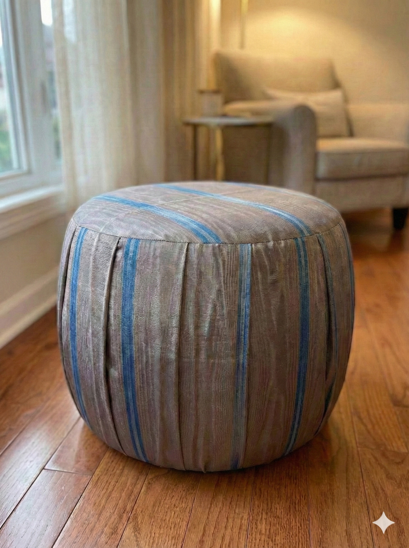Rembourrage luxueux en soie à rayures vertes Ikat pour tête de lit ottoman, tissus d'intérieur pour textiles de maison : housses d'oreiller, motifs inspirés du kimono, motifs en filigrane.