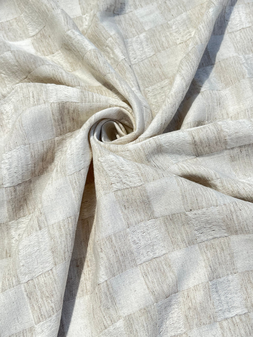 Ağartılmamış Nötr Fildişi Rengi Buruşuk Tül Kumaş, Sile Kumaş. Sile Kumaş.