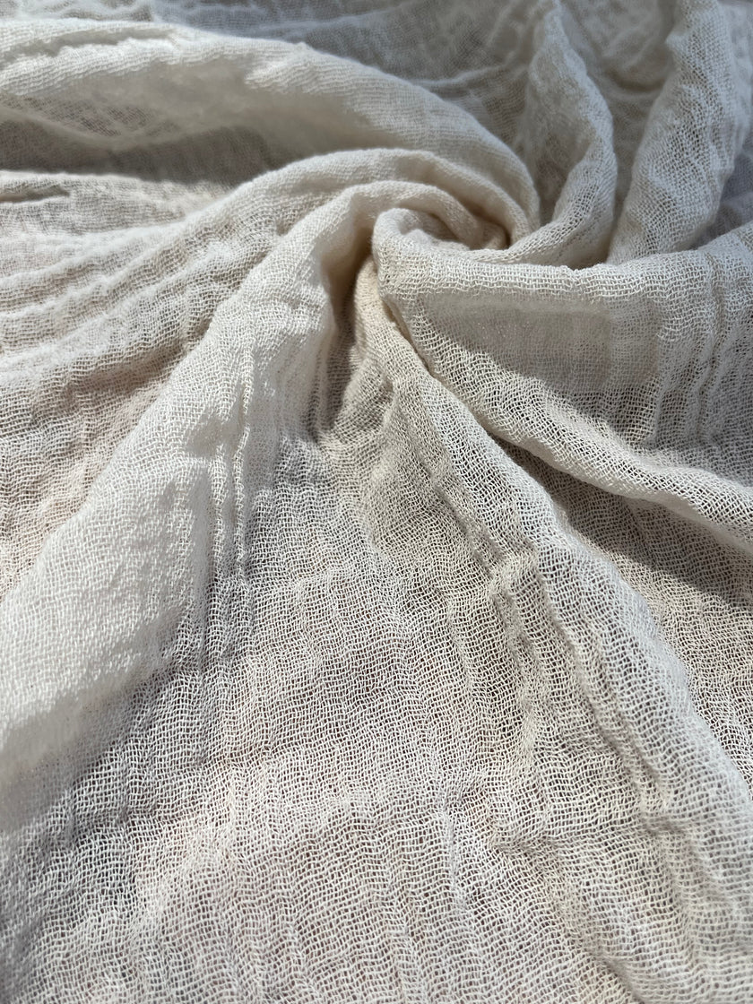 Ağartılmamış Nötr Fildişi Rengi Buruşuk Tül Kumaş, Sile Kumaş. Sile Kumaş.
