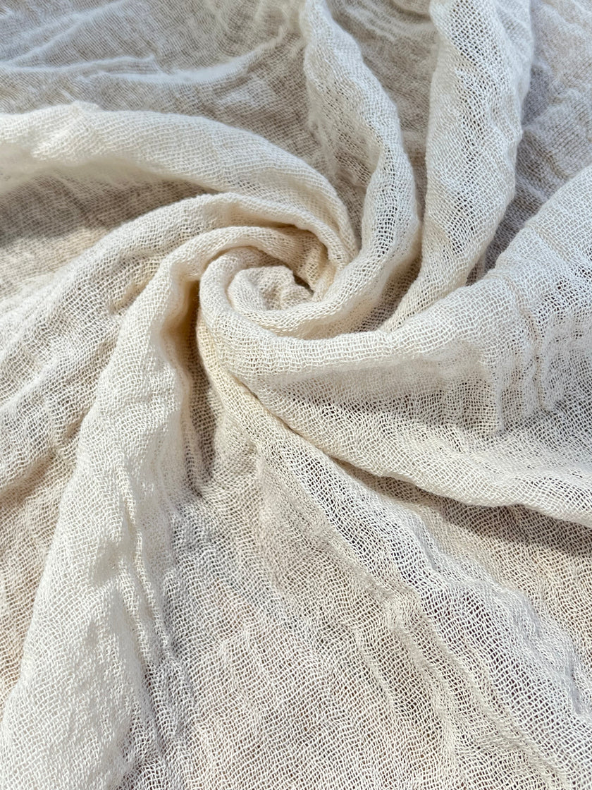 Ağartılmamış Nötr Fildişi Rengi Buruşuk Tül Kumaş, Sile Kumaş. Sile Kumaş.