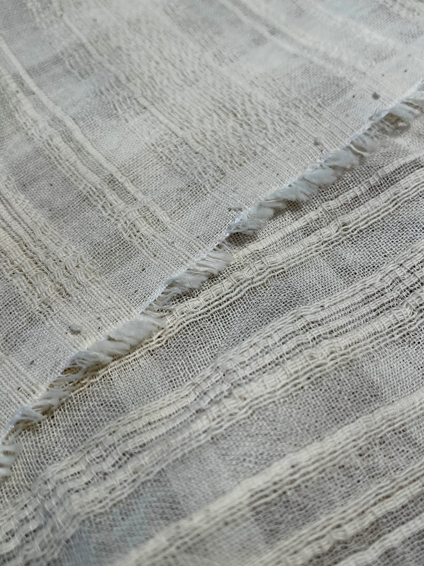 Ağartılmamış Nötr Fildişi Rengi Buruşuk Tül Kumaş, Sile Kumaş. Sile Kumaş.