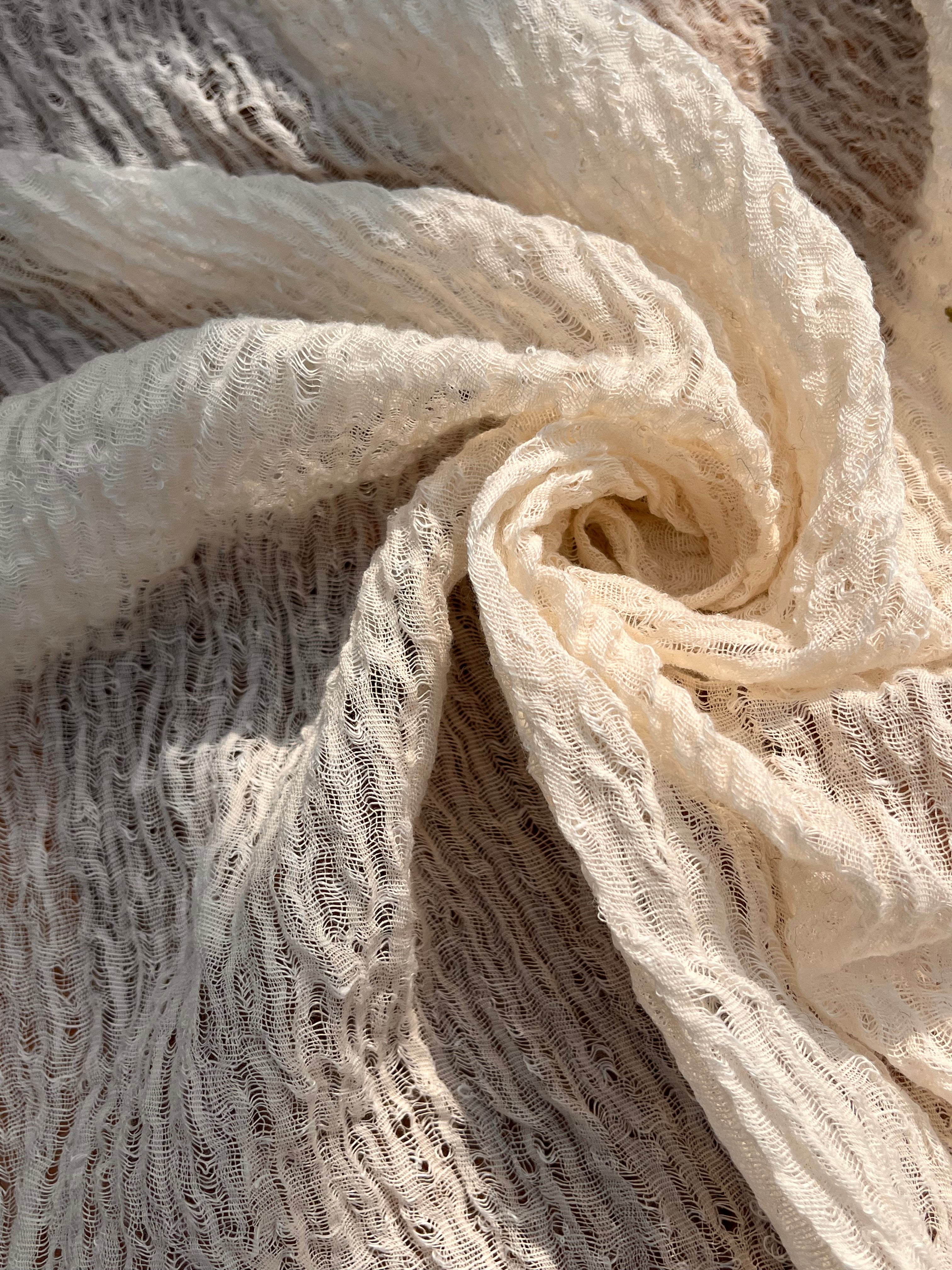 Tissu en lin par cour, tissu en coton biologique, tissus naturels semi-transparents texturés / non blanchis, blanc ivoire.