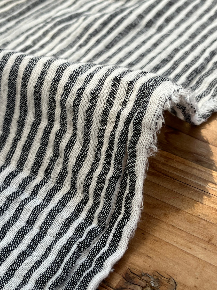 Ağartılmamış Nötr Fildişi Rengi Buruşuk Tül Kumaş, Sile Kumaş. Sile Kumaş.