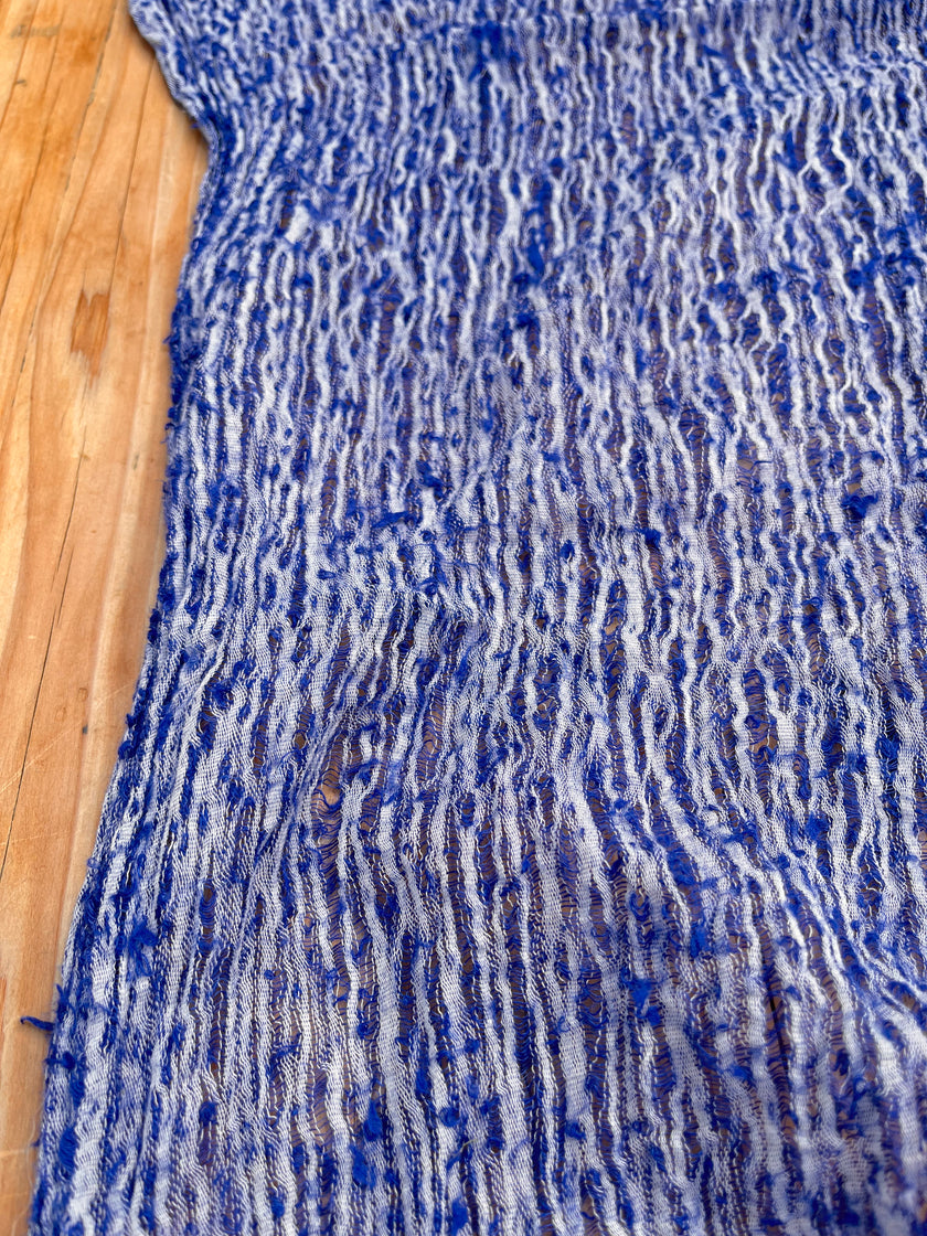 Tissus naturels uniques Sax Blue : mélange de lin en coton funky, transparent et texturé | Tissus spéciaux de qualité avec texture 3D pour les créations estivales.