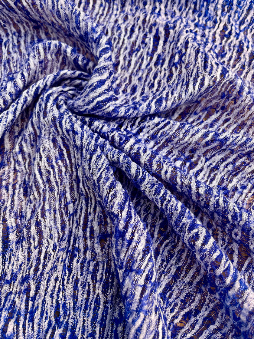 Tissus naturels uniques Sax Blue : mélange de lin en coton funky, transparent et texturé | Tissus spéciaux de qualité avec texture 3D pour les créations estivales.