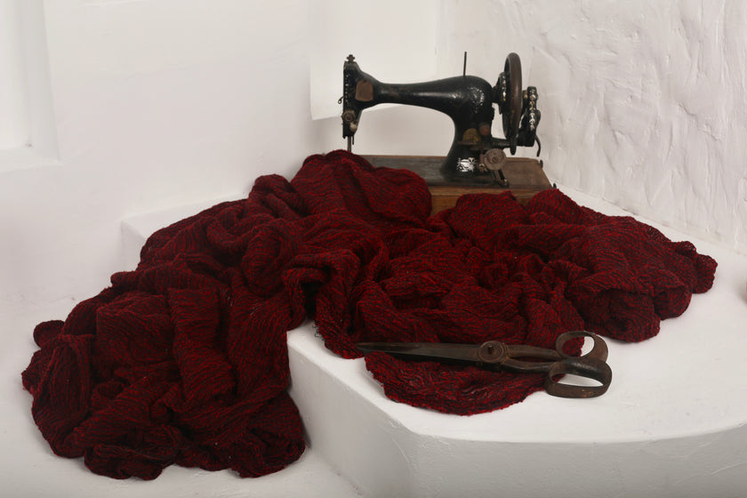 Metre Kare Kırmızı Keten Kumaş, Organik Pamuklu Kumaş, Dokulu El Dokuma Yarı Şeffaf Doğal Kumaşlar.