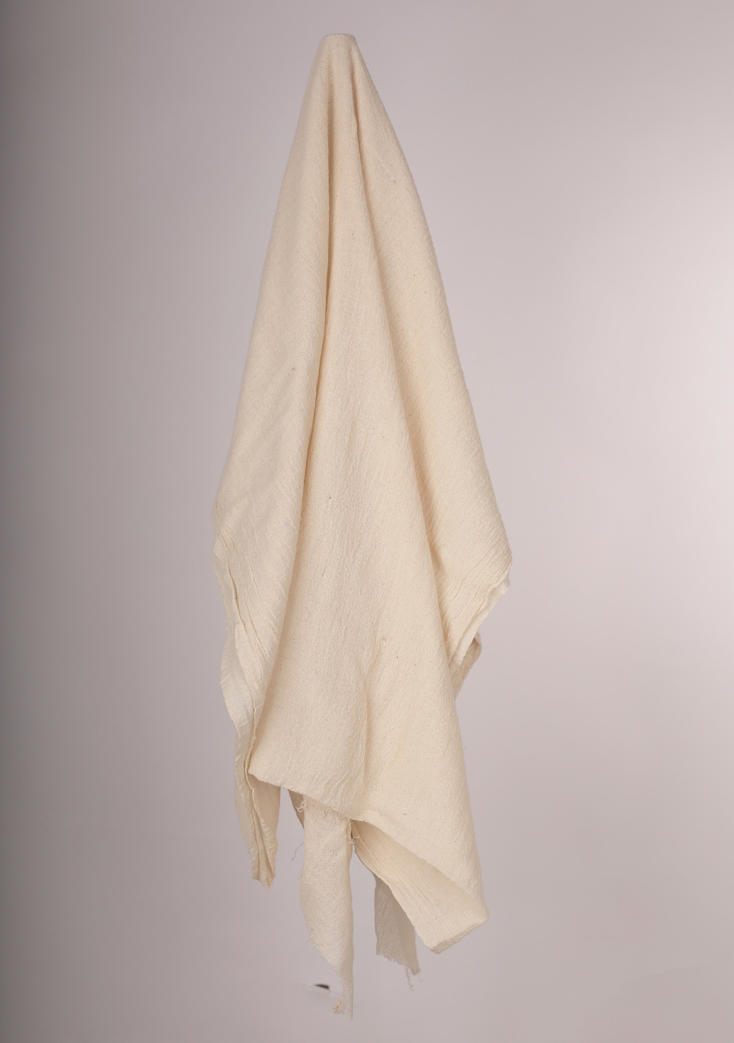 Tissu froissé en coton turc texturé spécial : qualité unique pour les robes d'été kimono et les tenues de nouveau-né | Options de gaze, transparentes et extensibles.