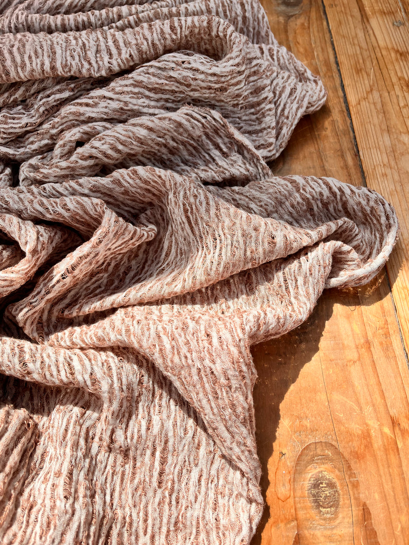 Metre Kare Kahverengi Keten Kumaş, Organik Pamuklu Kumaş, Dokulu El Dokuma Yarı Şeffaf Doğal Kumaşlar.