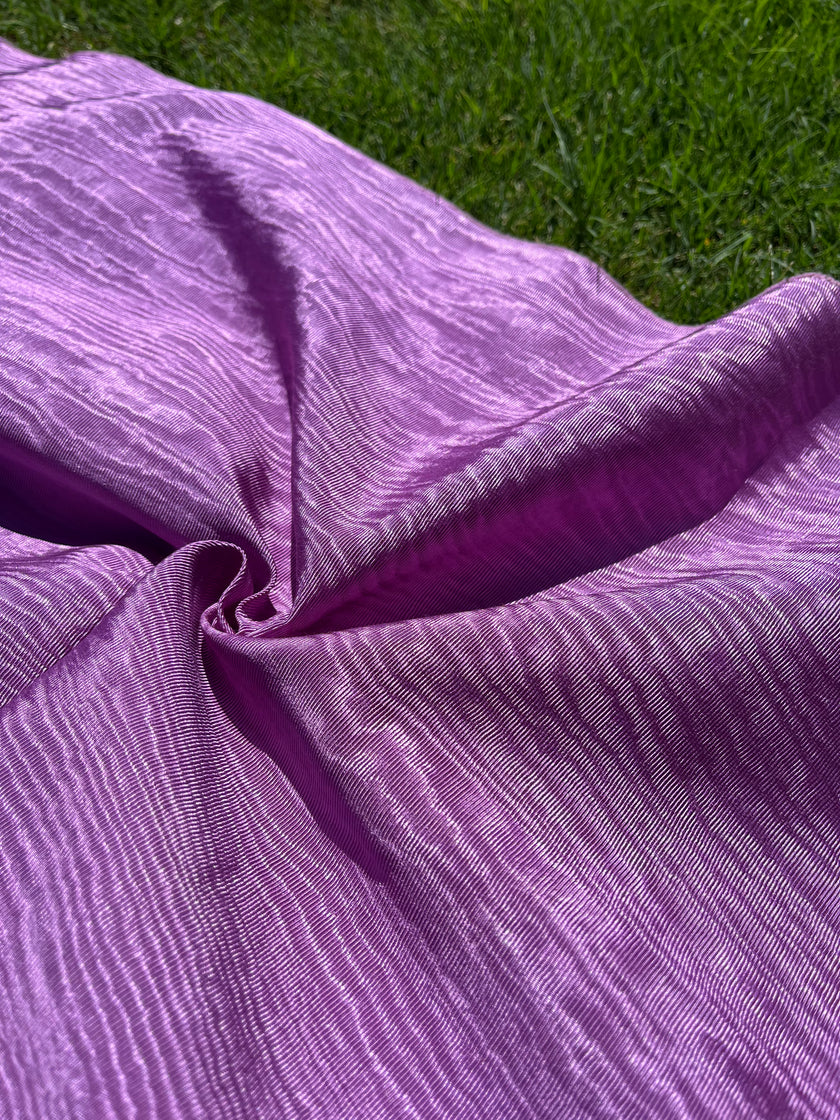 Tissu de soie rose pastel, soie par cour. Conception de filigrane, soie Shantung, tissu de soie moiré large, ruban de soie large et épais, tissu d'ameublement en soie.