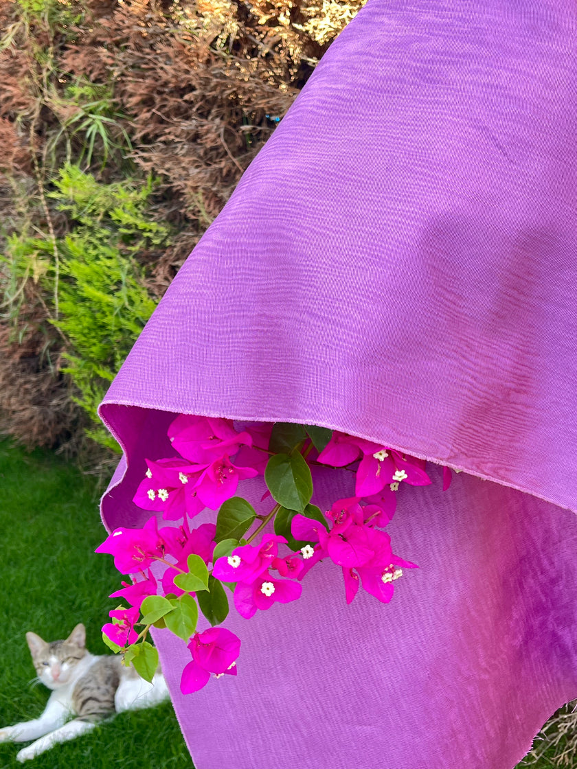 Tissu de soie rose pastel, soie par cour. Conception de filigrane, soie Shantung, tissu de soie moiré large, ruban de soie large et épais, tissu d'ameublement en soie.