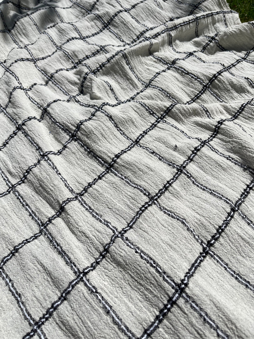 Özel Dokulu Türk Pamuğu Buruşuk Kumaş: Kimono Yazlık Elbiseler, Yenidoğan Kıyafetleri İçin Benzersiz Kalite | Tül, Şeffaf ve Esnek Seçenekler.